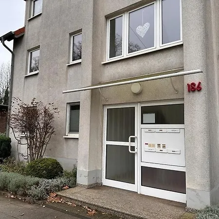 Polat 9 * Essen